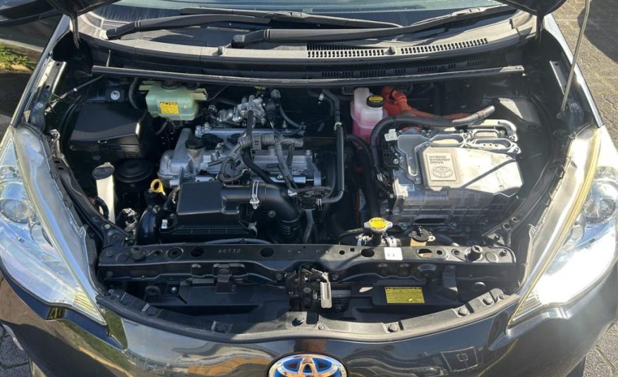 2014 Toyota Aqua S