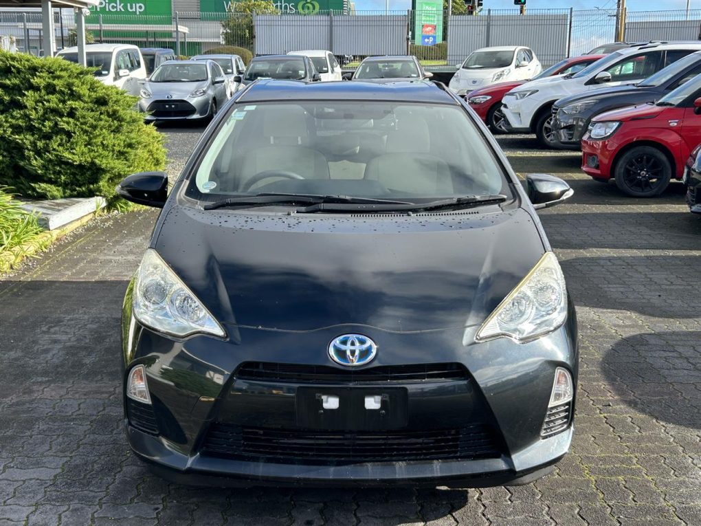2014 Toyota Aqua S