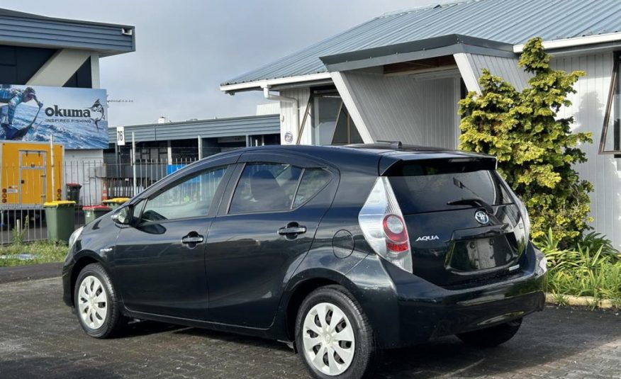 2014 Toyota Aqua S