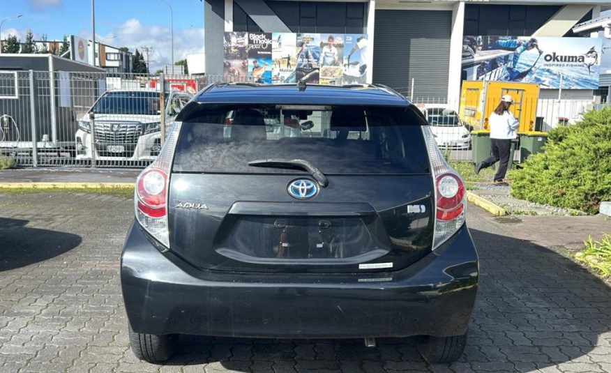 2014 Toyota Aqua S