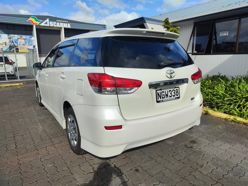 2010 Toyota Wish Petrol