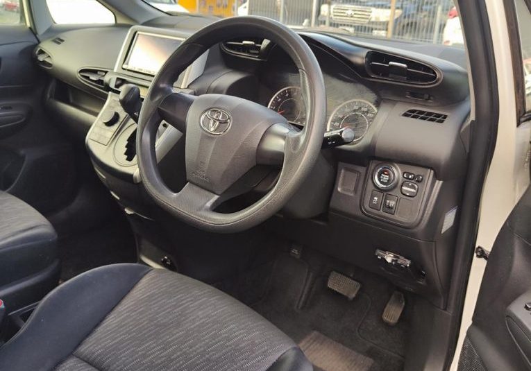 2010 Toyota Wish Petrol