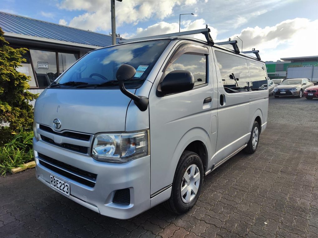 2013 Toyota Hiace Light Van