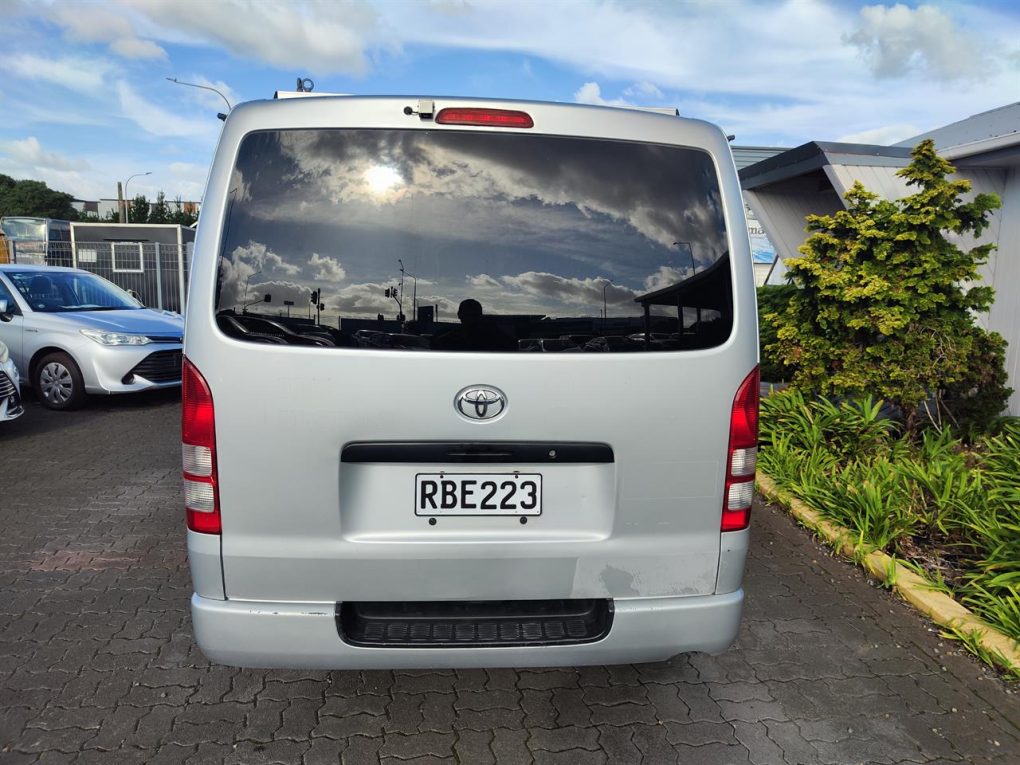 2013 Toyota Hiace Light Van