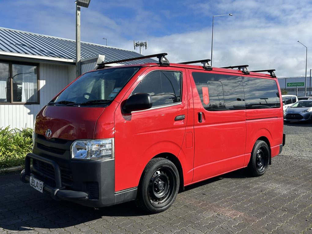 2015 Toyota Hiace 3.0 Diesel