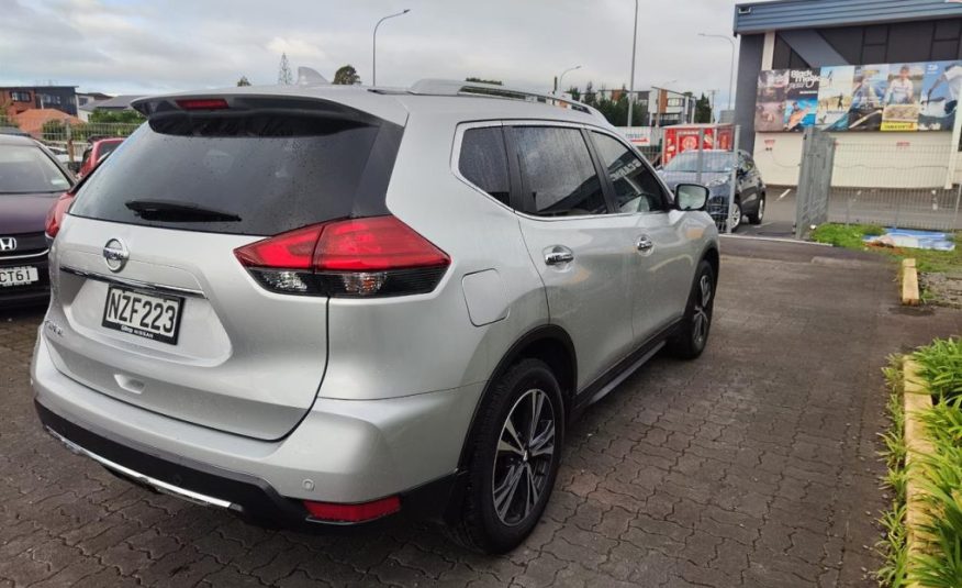 2022 Nissan X-Trail ST-L 2.5P/6CVT