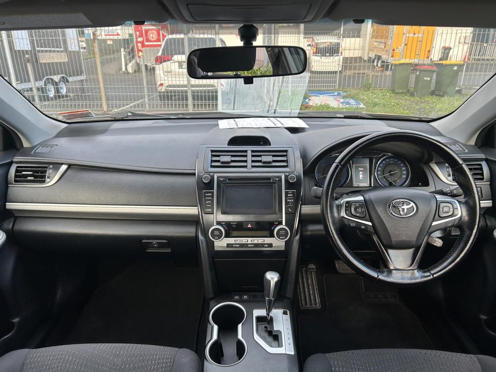 2016 Toyota Camry ATARA S 2.5PH/CVT/SL