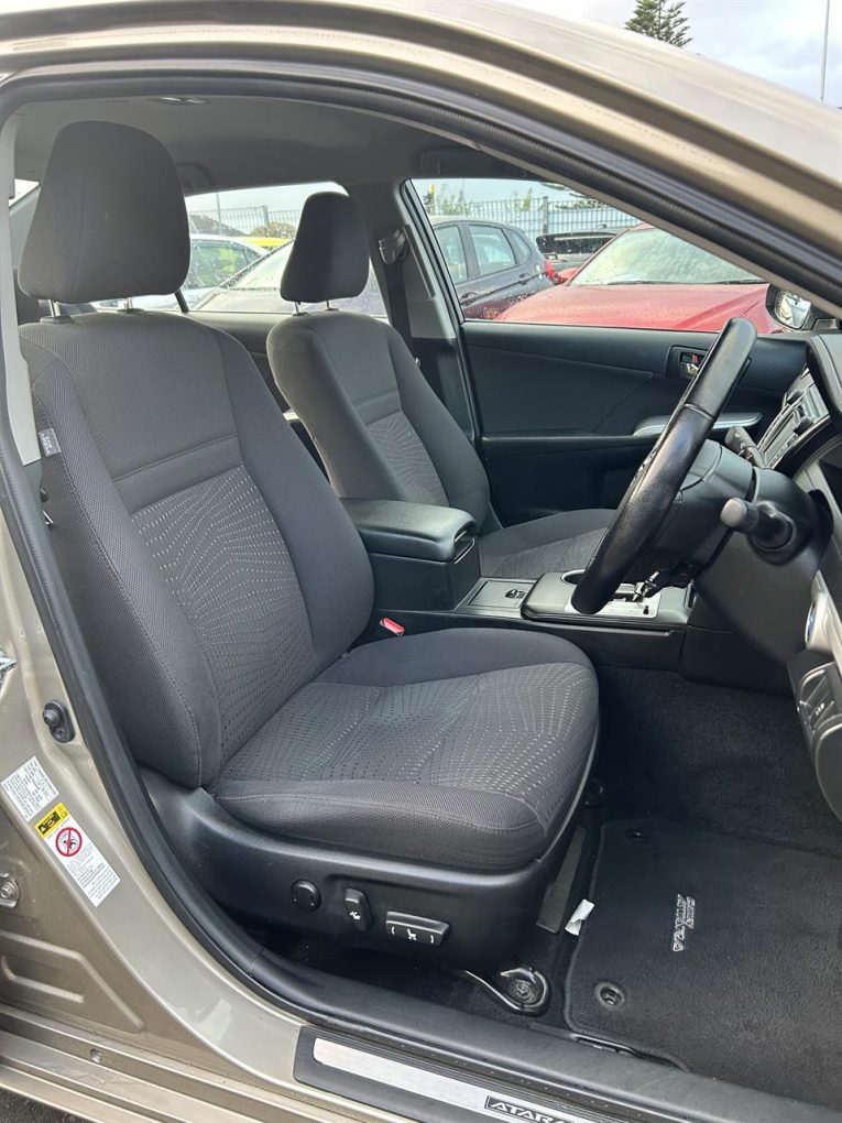 2016 Toyota Camry ATARA S 2.5PH/CVT/SL