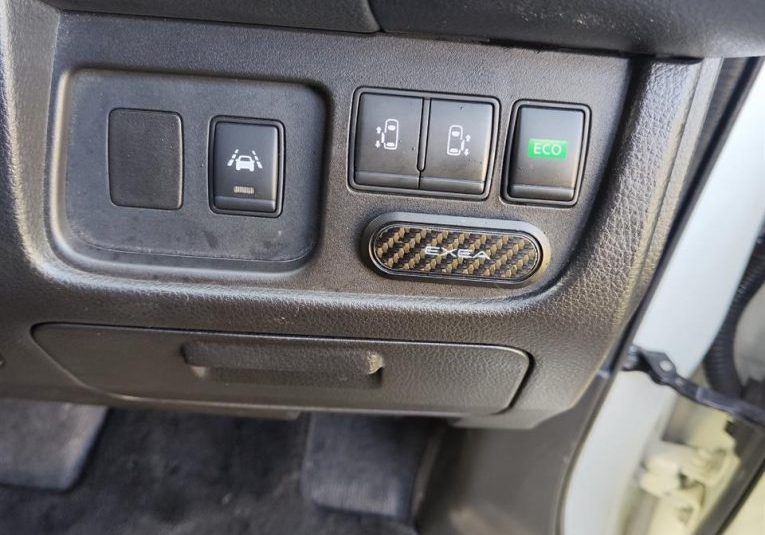 2015 Nissan Serena Hybrid