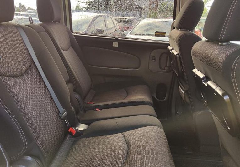 2015 Nissan Serena Hybrid