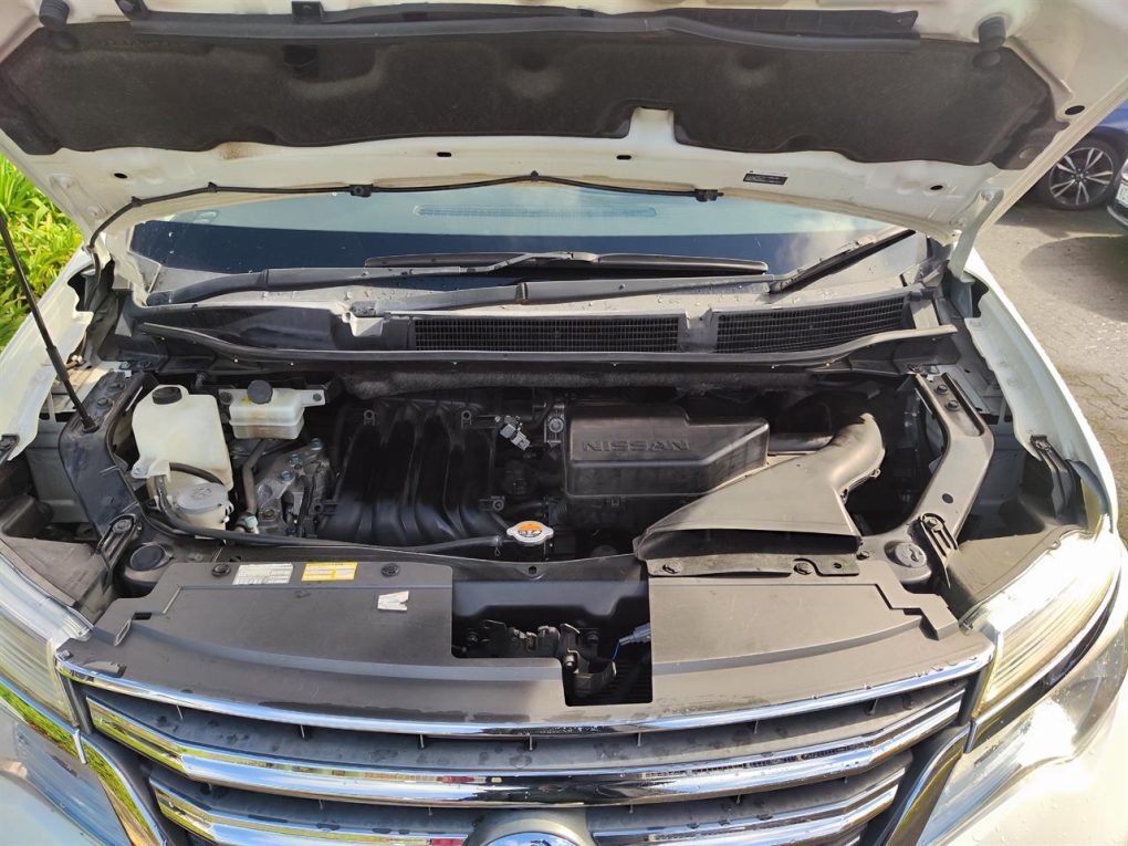 2015 Nissan Serena Hybrid