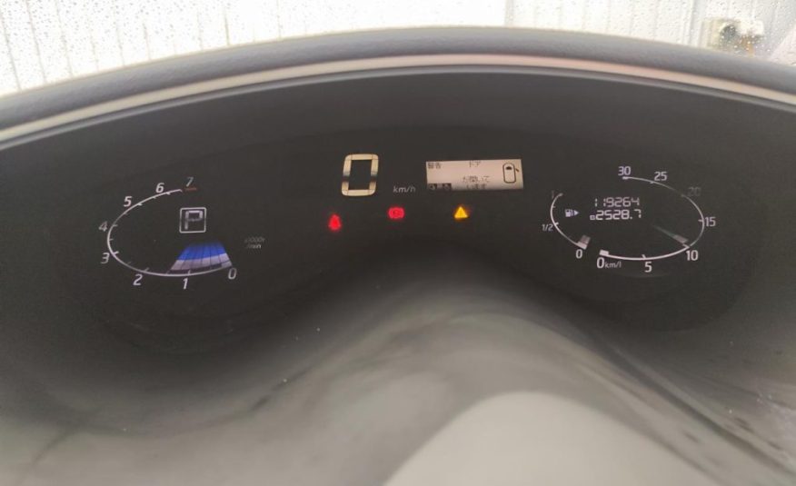 2015 Nissan Serena Hybrid