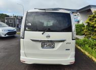 2015 Nissan Serena Hybrid
