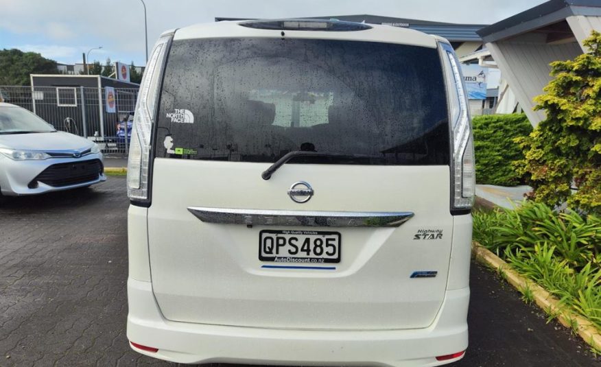 2015 Nissan Serena Hybrid