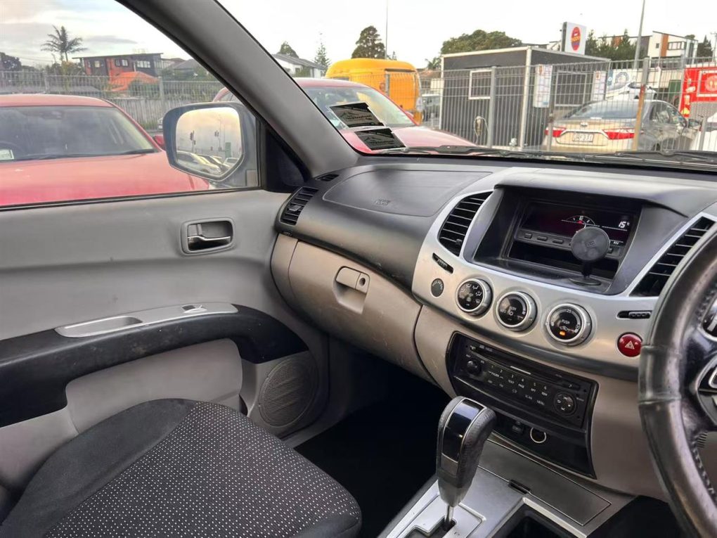 2013 Mitsubishi Triton Ute