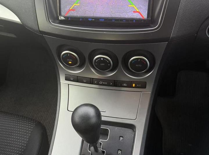 2012 Mazda Axela Push Start, Key Less, REV CAM