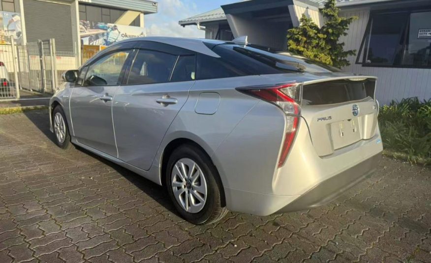 2018 Toyota Prius Hybrid