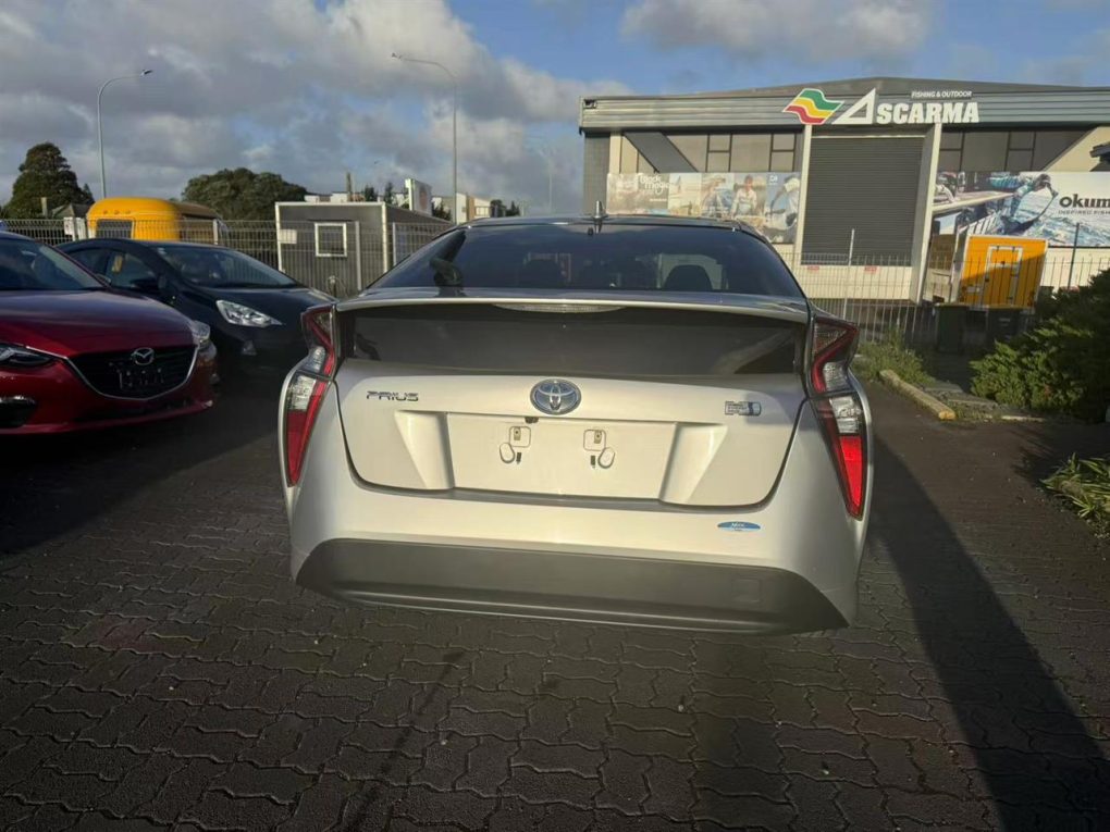 2018 Toyota Prius Hybrid