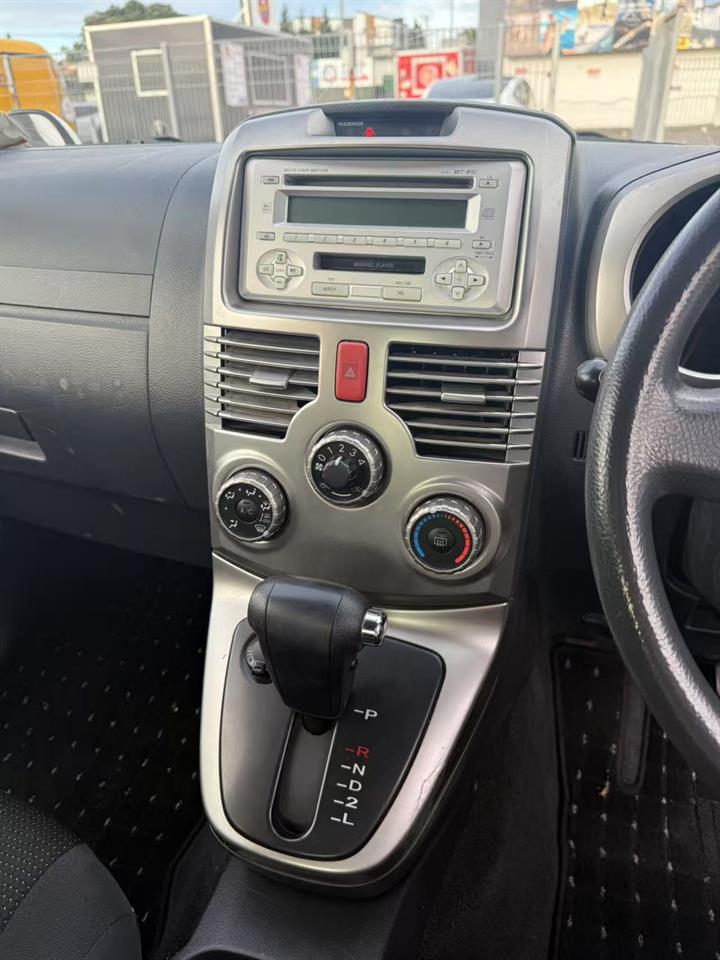 2006 Toyota Rush