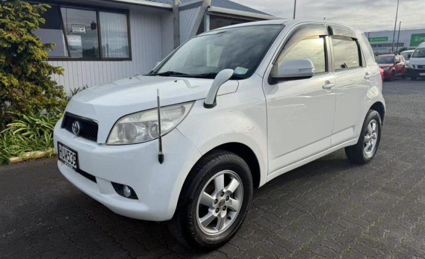 2006 Toyota Rush