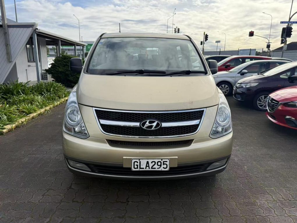 2012 Hyundai IMAX Van