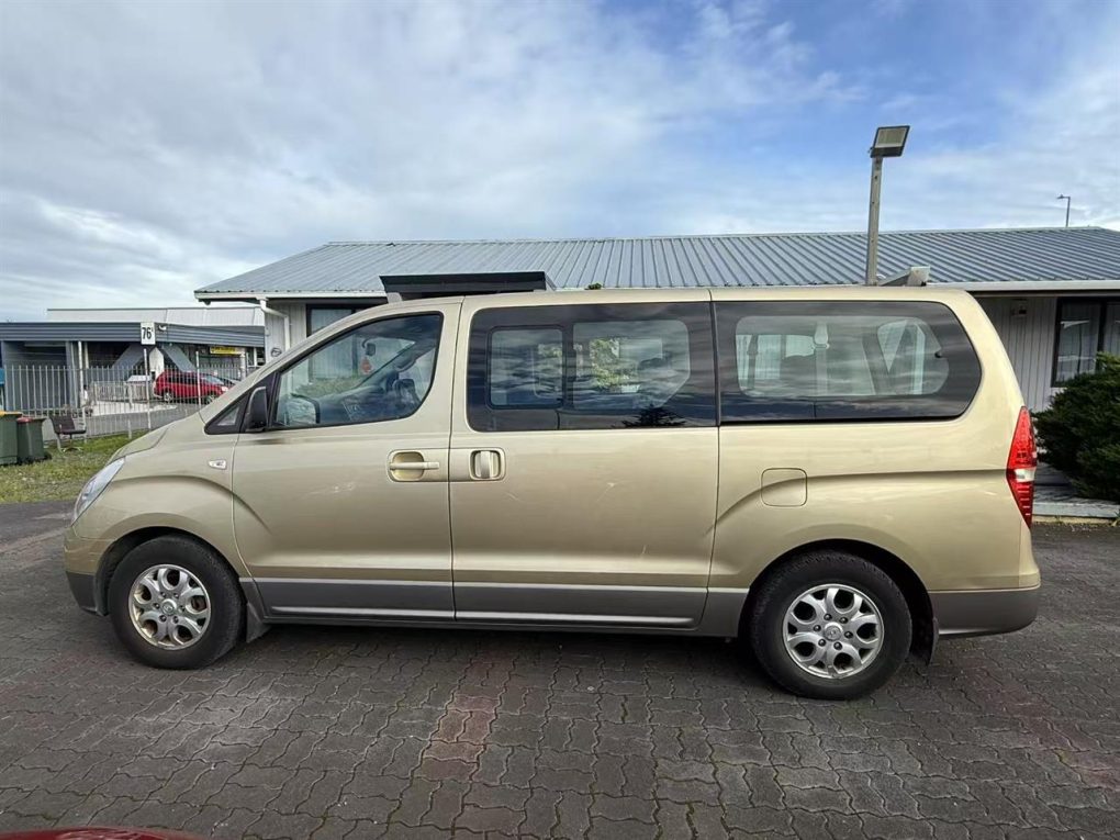 2012 Hyundai IMAX Van
