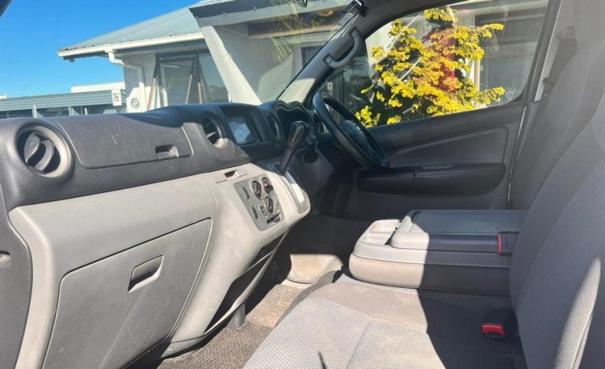 2013 Nissan NV350