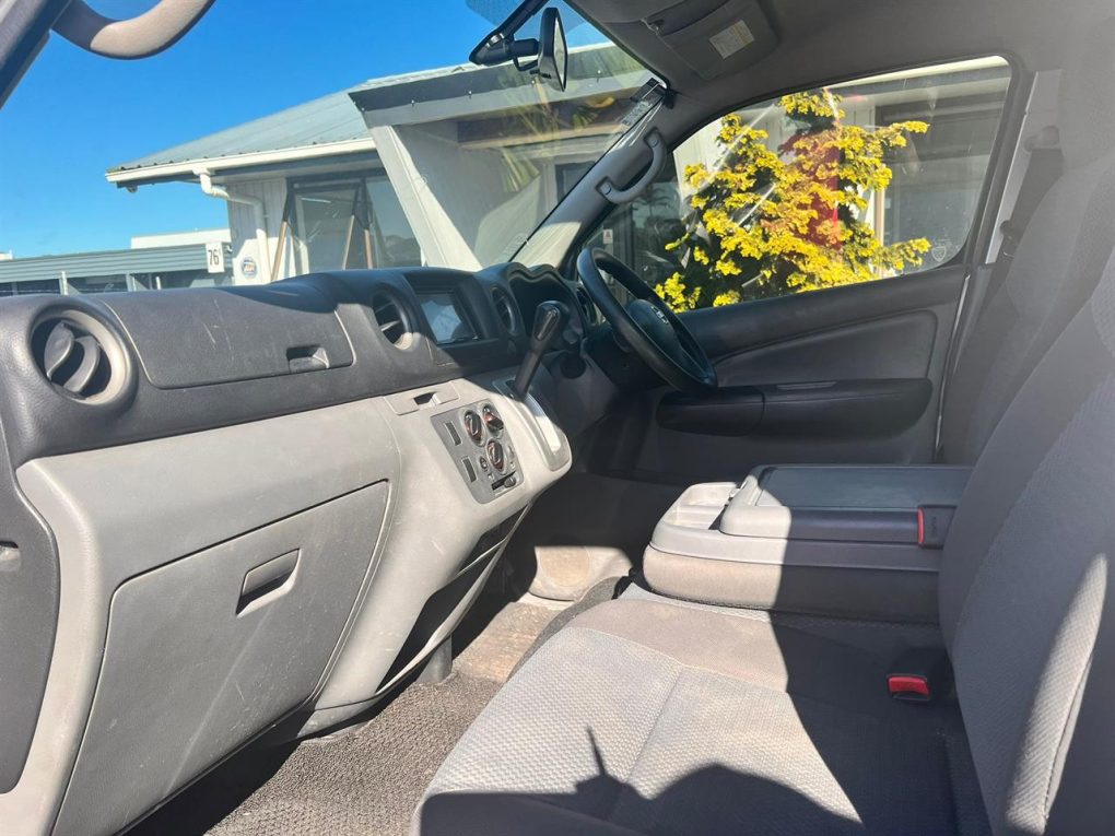 2013 Nissan NV350