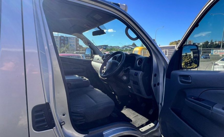2013 Nissan NV350