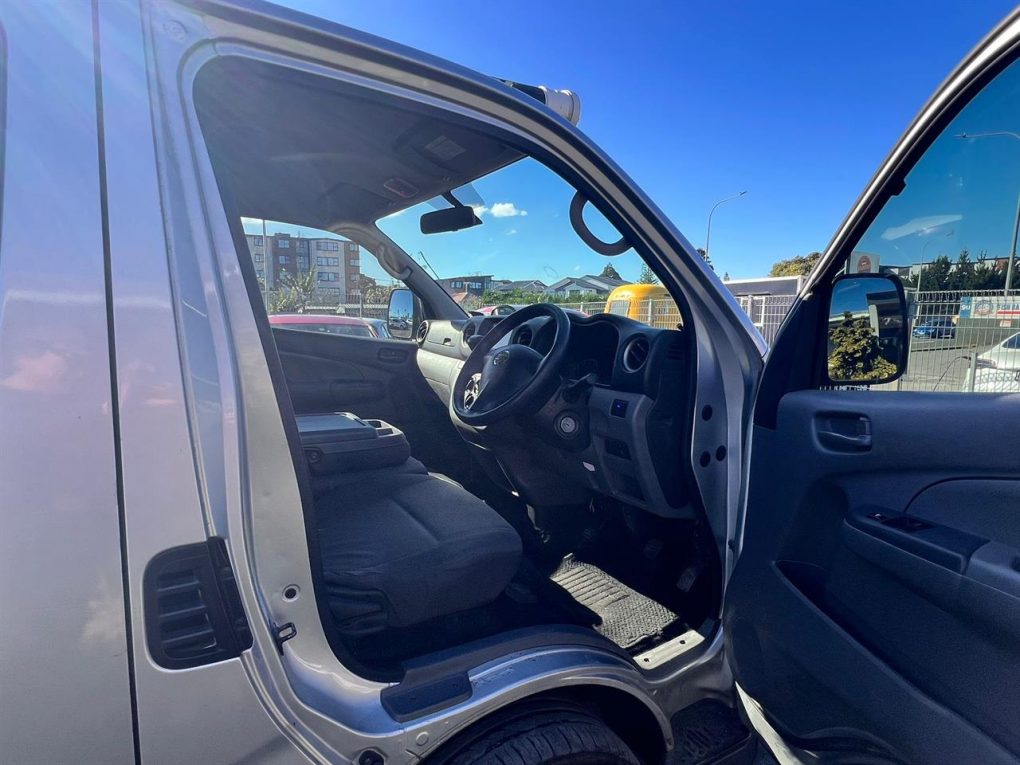 2013 Nissan NV350