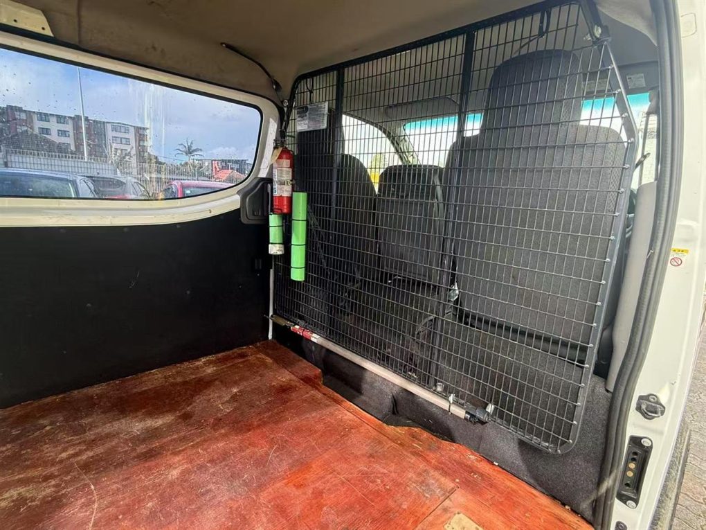 2015 Nissan NV350 CARAVAN Diesel