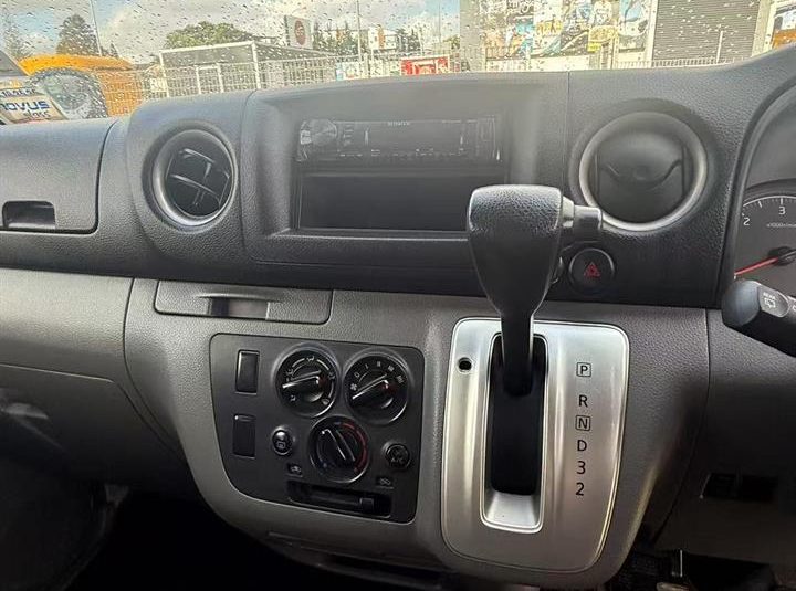2015 Nissan NV350 CARAVAN Diesel