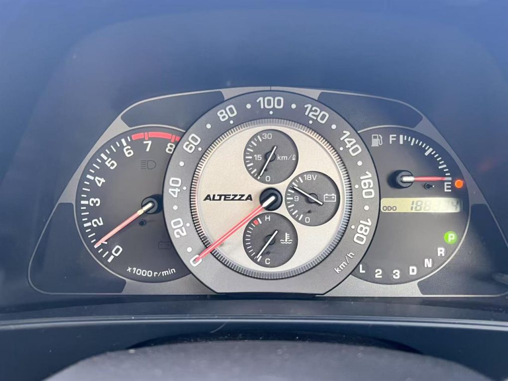 2001 Toyota ALTEZZA
