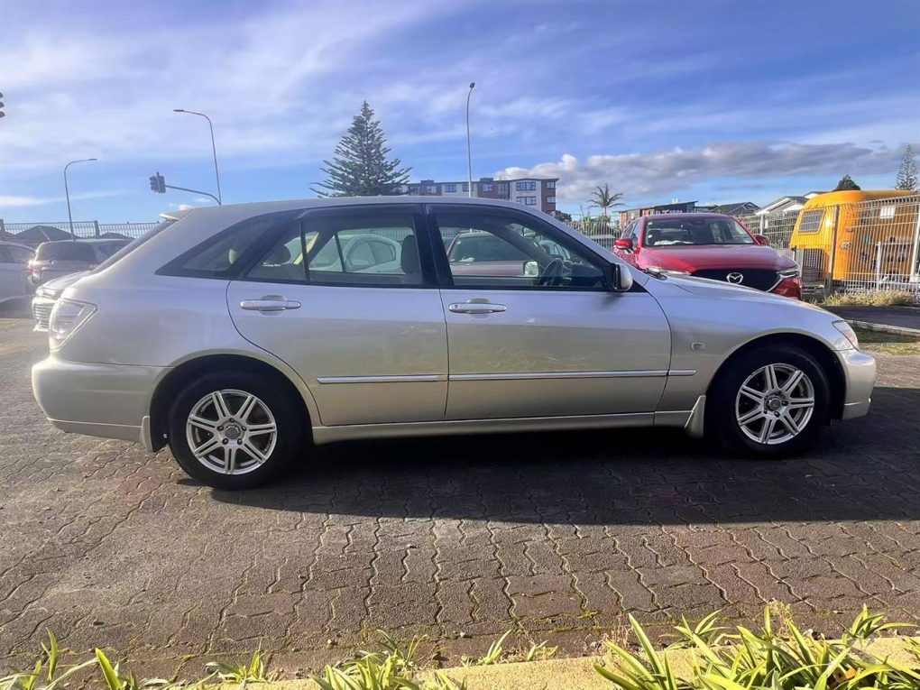 2001 Toyota ALTEZZA