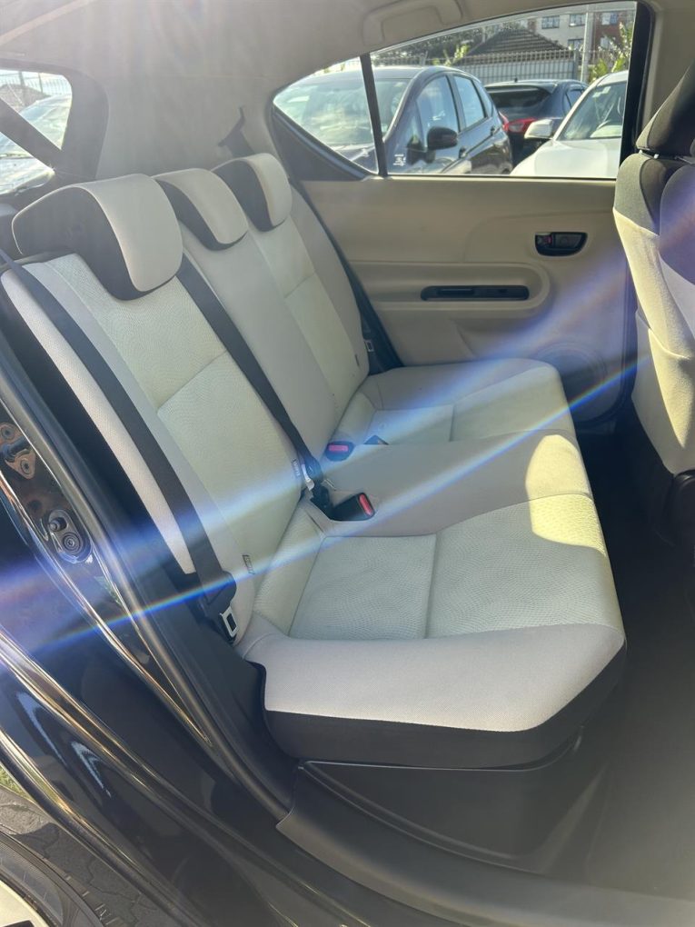 2014 Toyota Aqua S