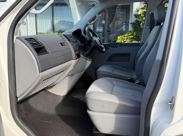2010 Volkswagen T5 Van