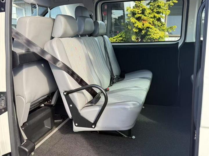 2010 Volkswagen T5 Van