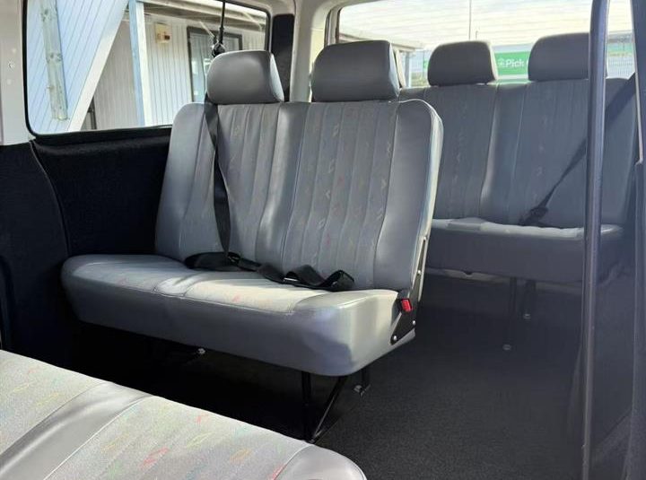 2010 Volkswagen T5 Van