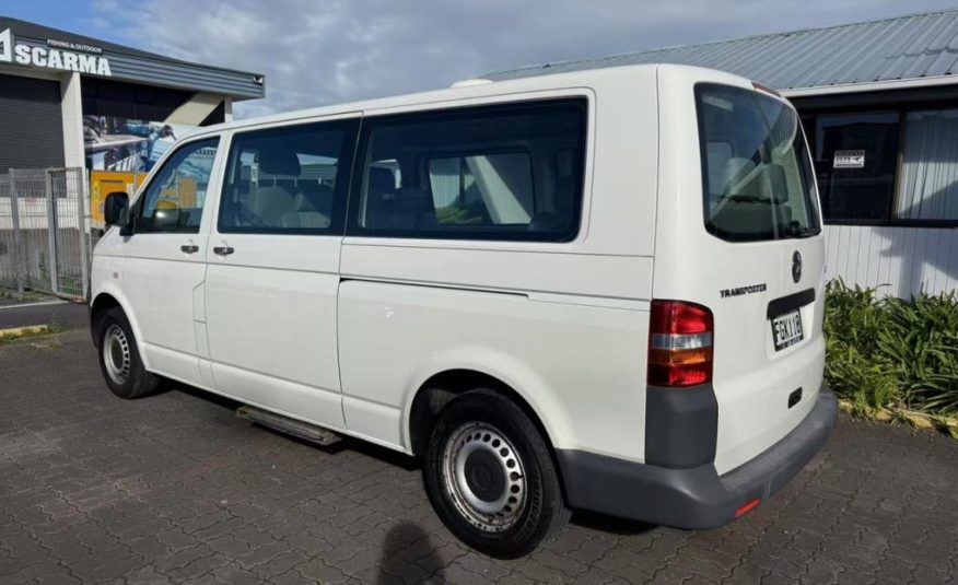 2010 Volkswagen T5 Van