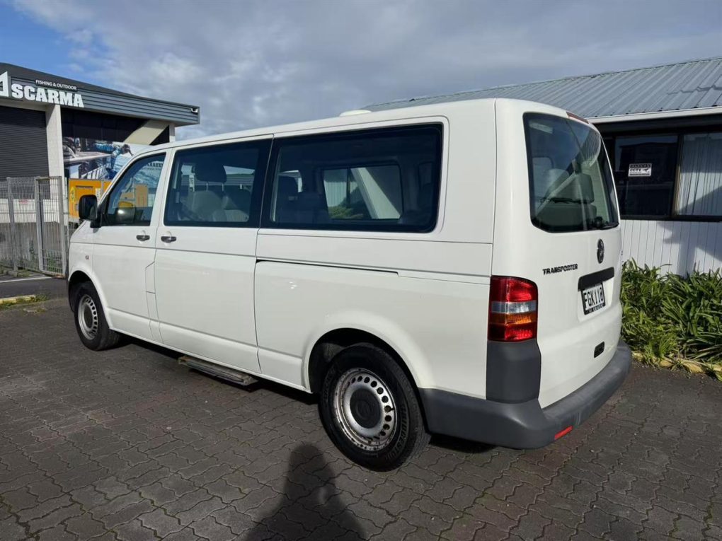 2010 Volkswagen T5 Van