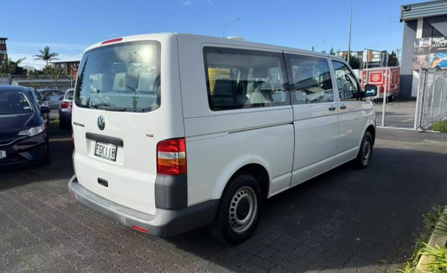 2010 Volkswagen T5 Van