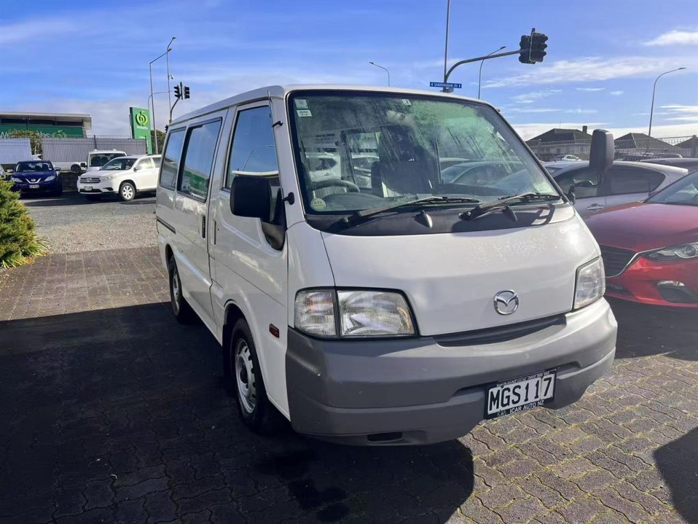 2016 Mazda BONGO