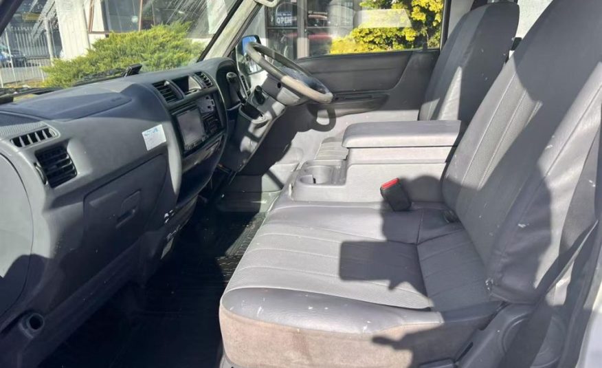 2016 Mazda BONGO