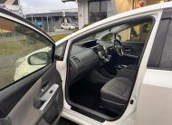 2014 Toyota Prius Alpha Station Wagon