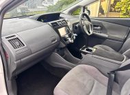 2014 Toyota Prius Alpha Station Wagon