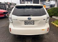 2014 Toyota Prius Alpha Station Wagon