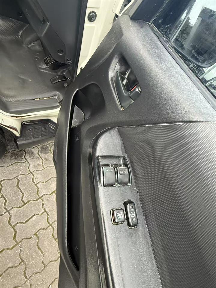 2008 Toyota Hiace Light Van Petrol