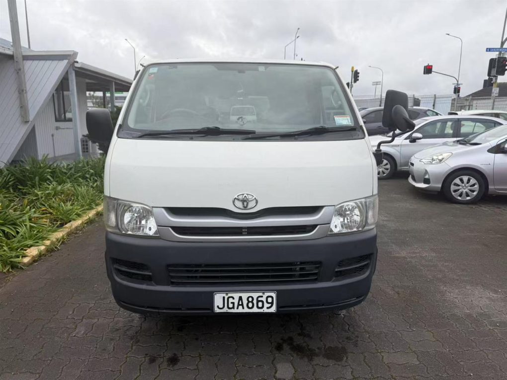 2008 Toyota Hiace Light Van Petrol