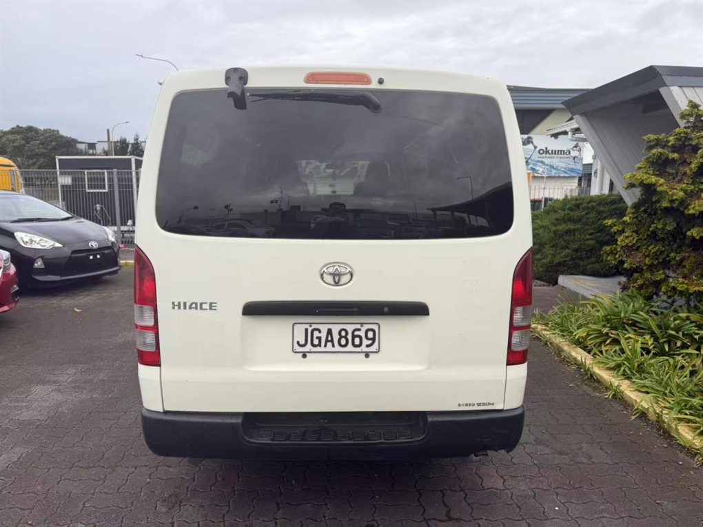 2008 Toyota Hiace Light Van Petrol