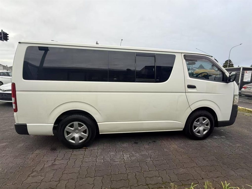 2008 Toyota Hiace Light Van Petrol